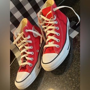 Red High Top Converse - VGC